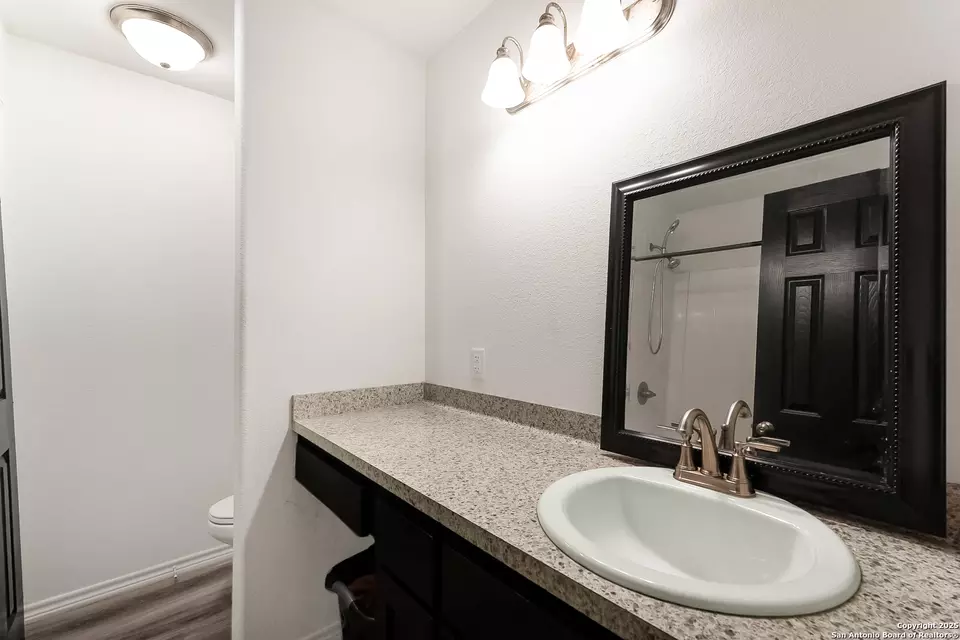 Bath - 105 Brite Ln, Poteet, TX 78065 photo 2 of 3