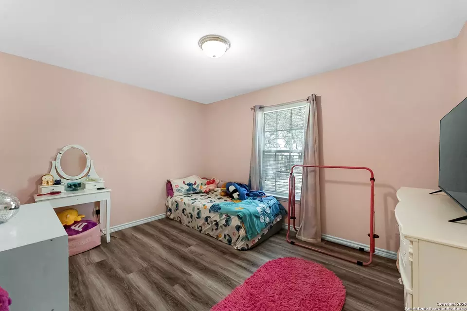Bedroom - 105 Brite Ln, Poteet, TX 78065 photo 1 of 4