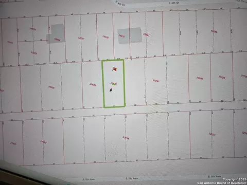338 S 4th Ave, Rockdale, TX 76567