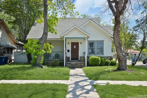 636 W Hollywood Ave, San Antonio, TX 78212