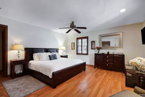 8715 Starcrest #19, San Antonio, TX 78217