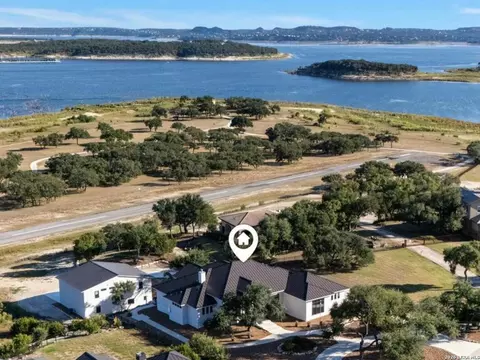 1134 Brads Flight, Canyon Lake, TX 78133