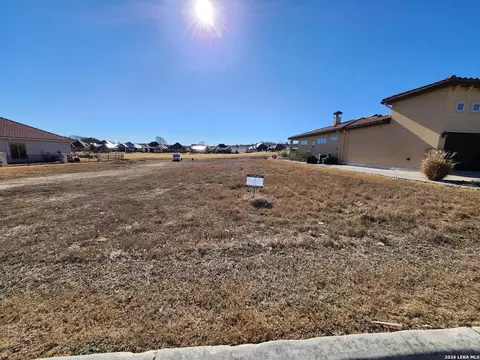 2045 Toscano Way, Kerrville, TX 78028