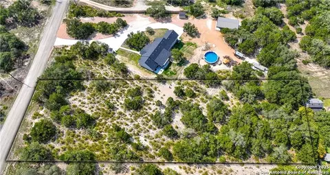 8009 Kenilworth, Spring Branch, TX 78070