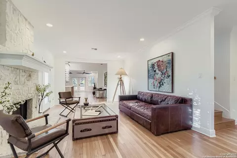 211 Elizabeth, Terrell Hills, TX 78209