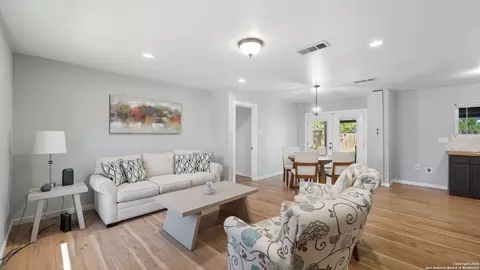 8715 Cape Vly, San Antonio, TX 78227