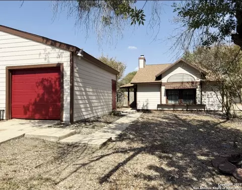 8410 Forest Rdg, San Antonio, TX 78239