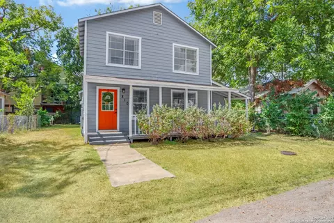 810 Goodrich, Seguin, TX 78155