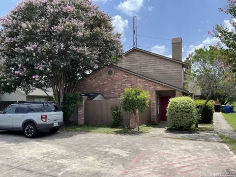 10649 Starcrest, San Antonio, TX 78217