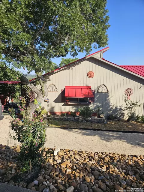 116 Debra, Hunt, TX 78024