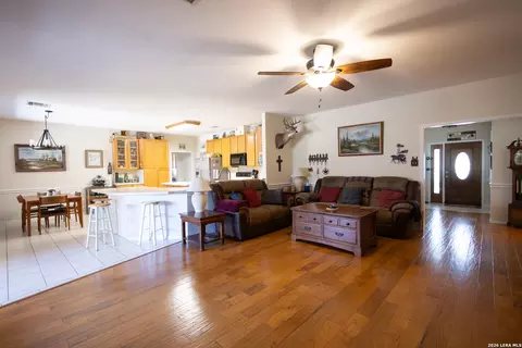 Other - 1219 County Road 761, Devine, TX 78016 photo 3 of 11