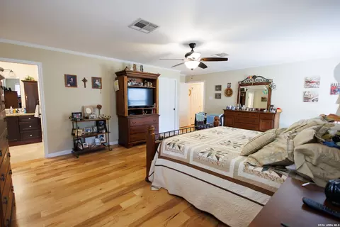 Bedroom - 1219 County Road 761, Devine, TX 78016 photo 3 of 9