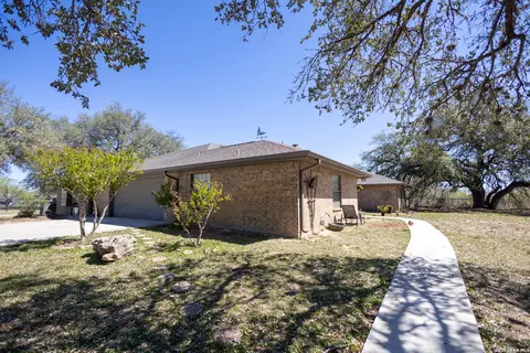 Exterior - 1219 County Road 761, Devine, TX 78016 photo 11 of 11