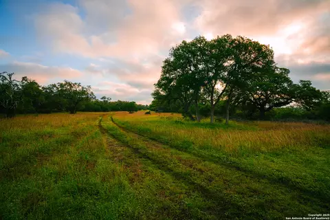 000 Rolling Hl, Spring Branch, TX 78070