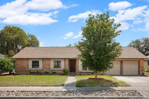 130 Meadowland, Universal City, TX 78148