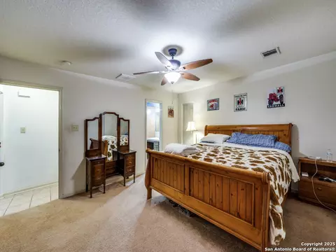 Bedroom - 4979 Fm 1343, Devine, TX 78016 photo 2 of 4