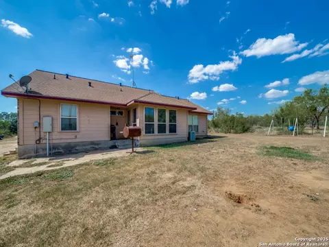 Exterior - 4979 Fm 1343, Devine, TX 78016 photo 4 of 8