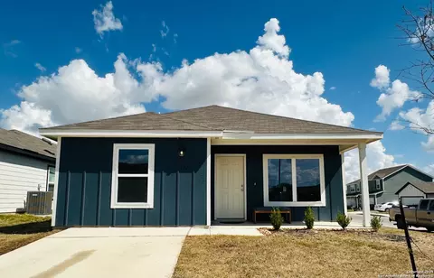 5727 Coopers Xing, San Antonio, TX 78222