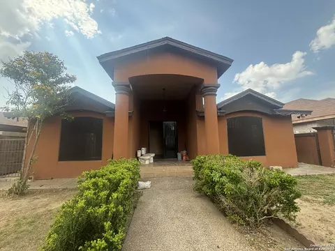 108 Palencia, Laredo, TX 78046