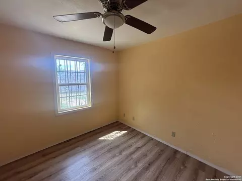 Other - 205 Sunset Loop, Laredo, TX 78046 photo 5 of 11
