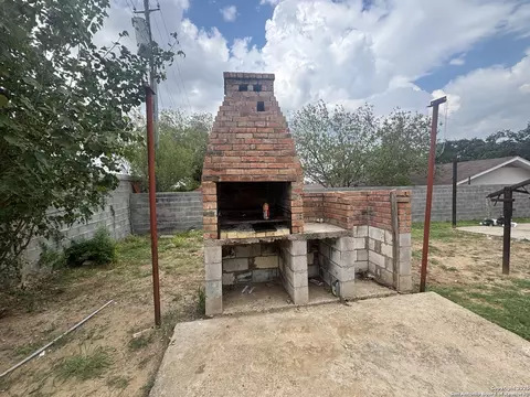 Other - 205 Sunset Loop, Laredo, TX 78046 photo 1 of 11
