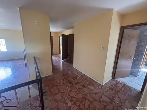 Entry Way - 205 Sunset Loop, Laredo, TX 78046 photo 7 of 7