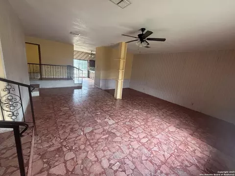 Living - 205 Sunset Loop, Laredo, TX 78046 photo 3 of 5