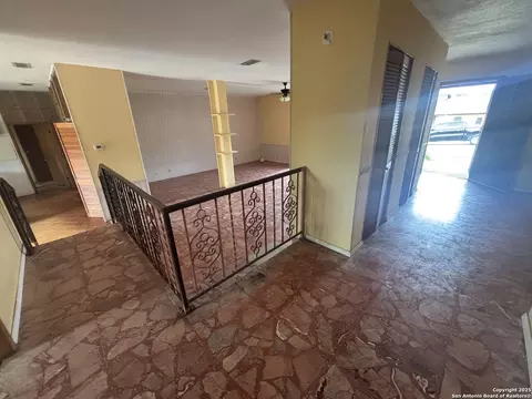 Entry Way - 205 Sunset Loop, Laredo, TX 78046 photo 3 of 7