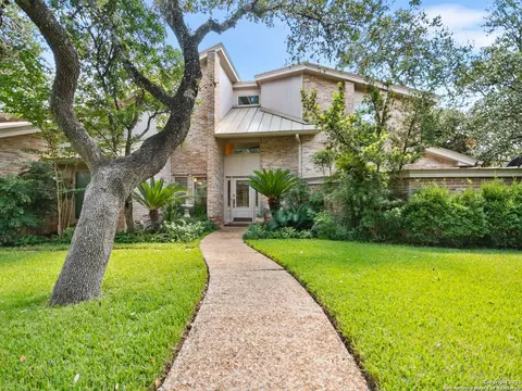 12511 Elm Country Ln, San Antonio, TX 78230