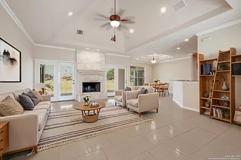 1205 County Road 4516, Castroville, TX 78009