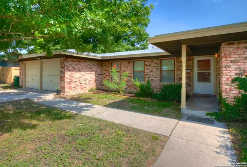 311 Rilla Vis, San Antonio, TX 78216