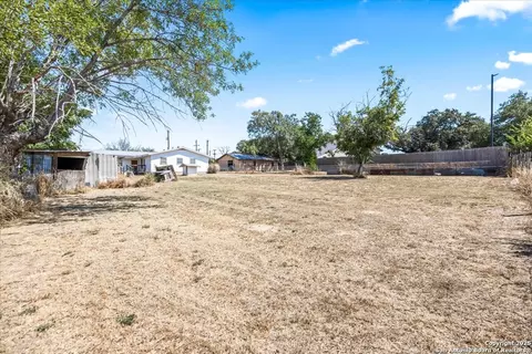 Exterior - 19239 Mcdonald, Lytle, TX 78052 photo 5 of 5