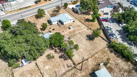 View/Area - 19239 Mcdonald, Lytle, TX 78052 photo 5 of 8