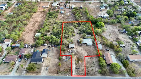 518 W Villaret Blvd, San Antonio, TX 78221