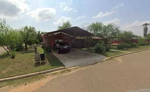 205 S Travis, Cotulla, TX 78014