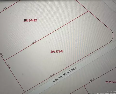 132 Chinaberry Hl, La Vernia, TX 78121