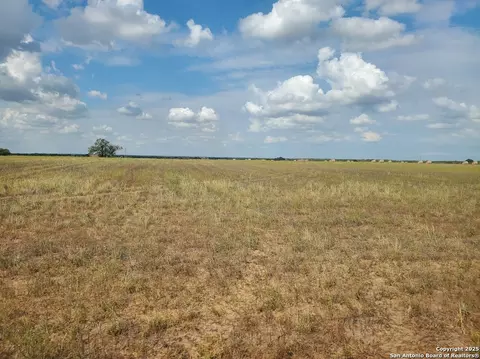 8093 County Road 2400, Moore, TX 78057 photo 8