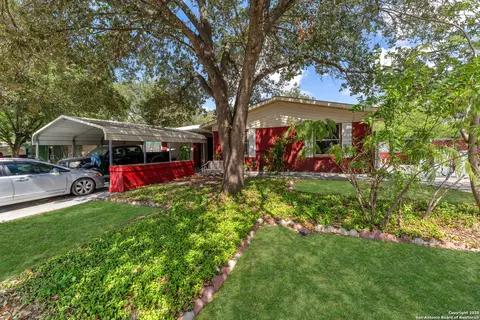 4219 Moana Dr, San Antonio, TX 78218