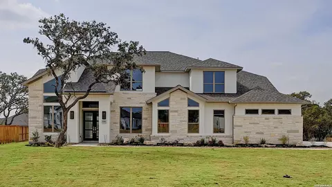 198 Gather St, Castroville, TX 78009
