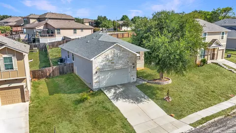 6610 Woodstock, San Antonio, TX 78223