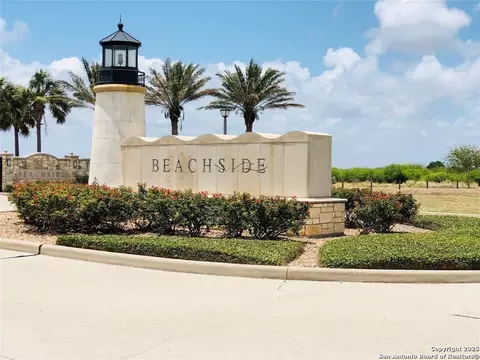 3410 Beachside Blvd, Palacios, TX 77465