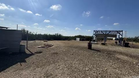 1588 Pr 1688 Four X Rd, Moore, TX 78057 photo 7