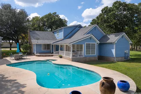 59 Segner, Fredericksburg, TX 78624