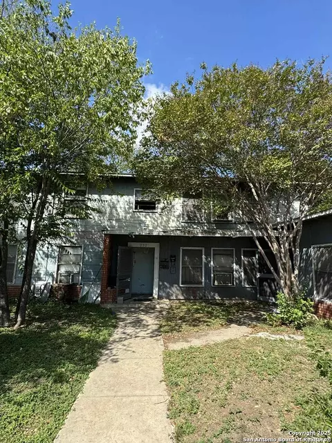 727 Carney St, San Antonio, TX 78212