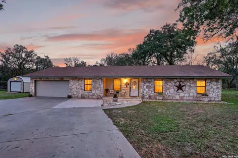10040 Us Highway 90a, Gonzales, TX 78629