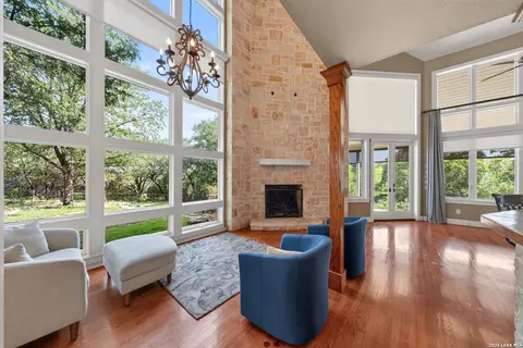 23 Nopalito, San Antonio, TX 78261