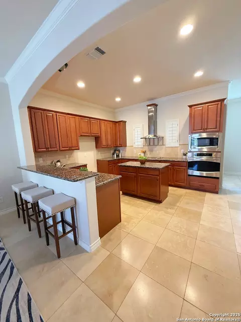 23510 Canyon Golf #402, San Antonio, TX 78258