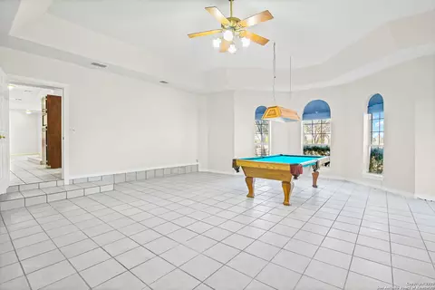 Living - 5280 Smith Rd, Von Ormy, TX 78073 photo 4 of 7