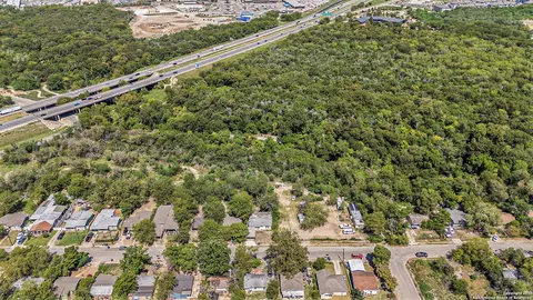 339 Cardiff, San Antonio, TX 78220