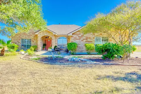 15260 Miller Rd, Saint Hedwig, TX 78152